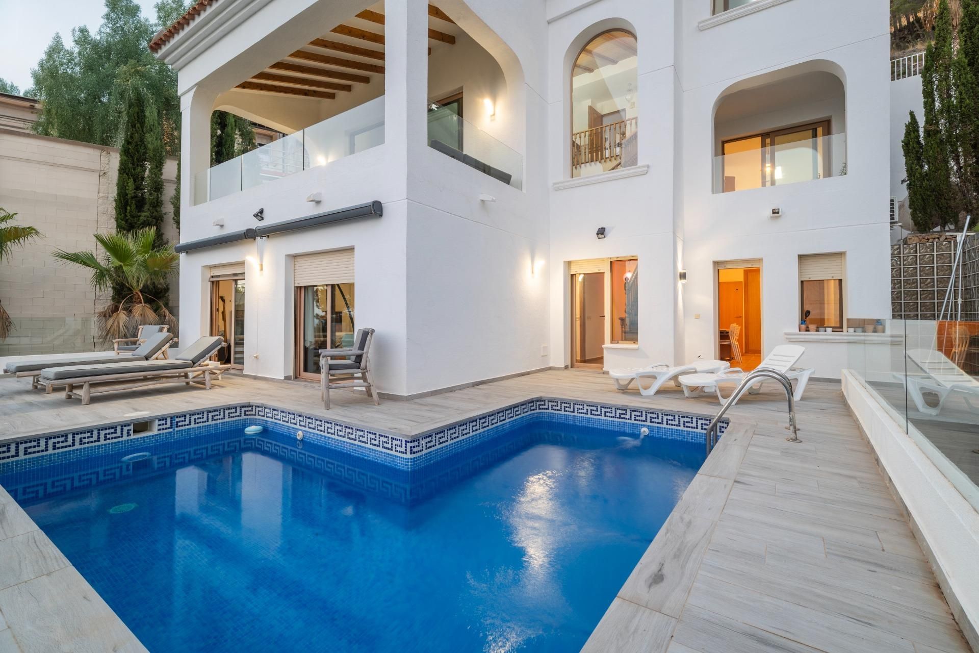 Piscina de Casa o xalet en venda en Altea amb Aire condicionat, Calefacció i Jardí privat