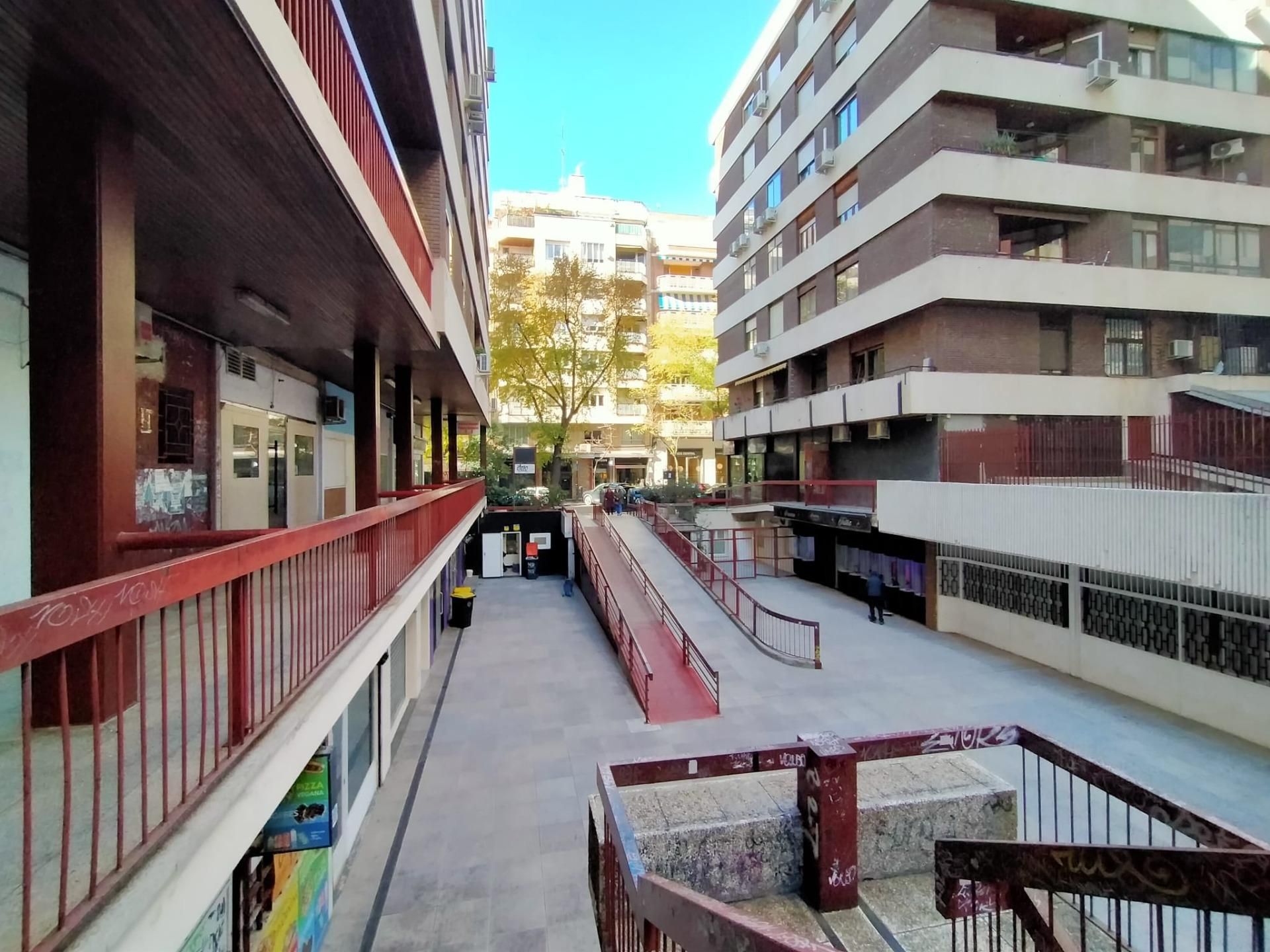 Exterior view of Garage for sale in  Madrid Capital