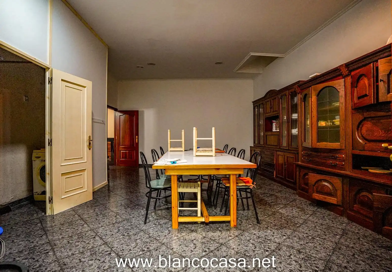Dining room of Commercial properties for rent in A Laracha    with Furnished