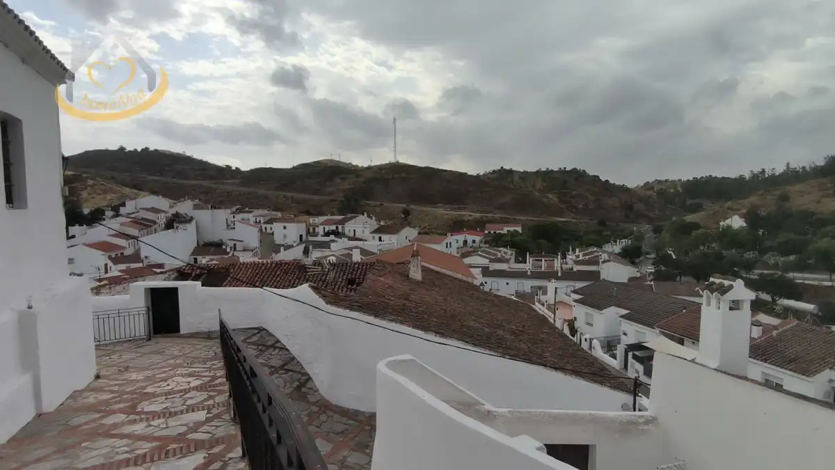 Vista exterior de Casa o xalet en venda en Sanlúcar de Guadiana amb Jardí privat, Terrassa i Moblat