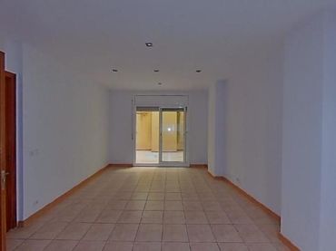 Flat for sale in psaje Miro