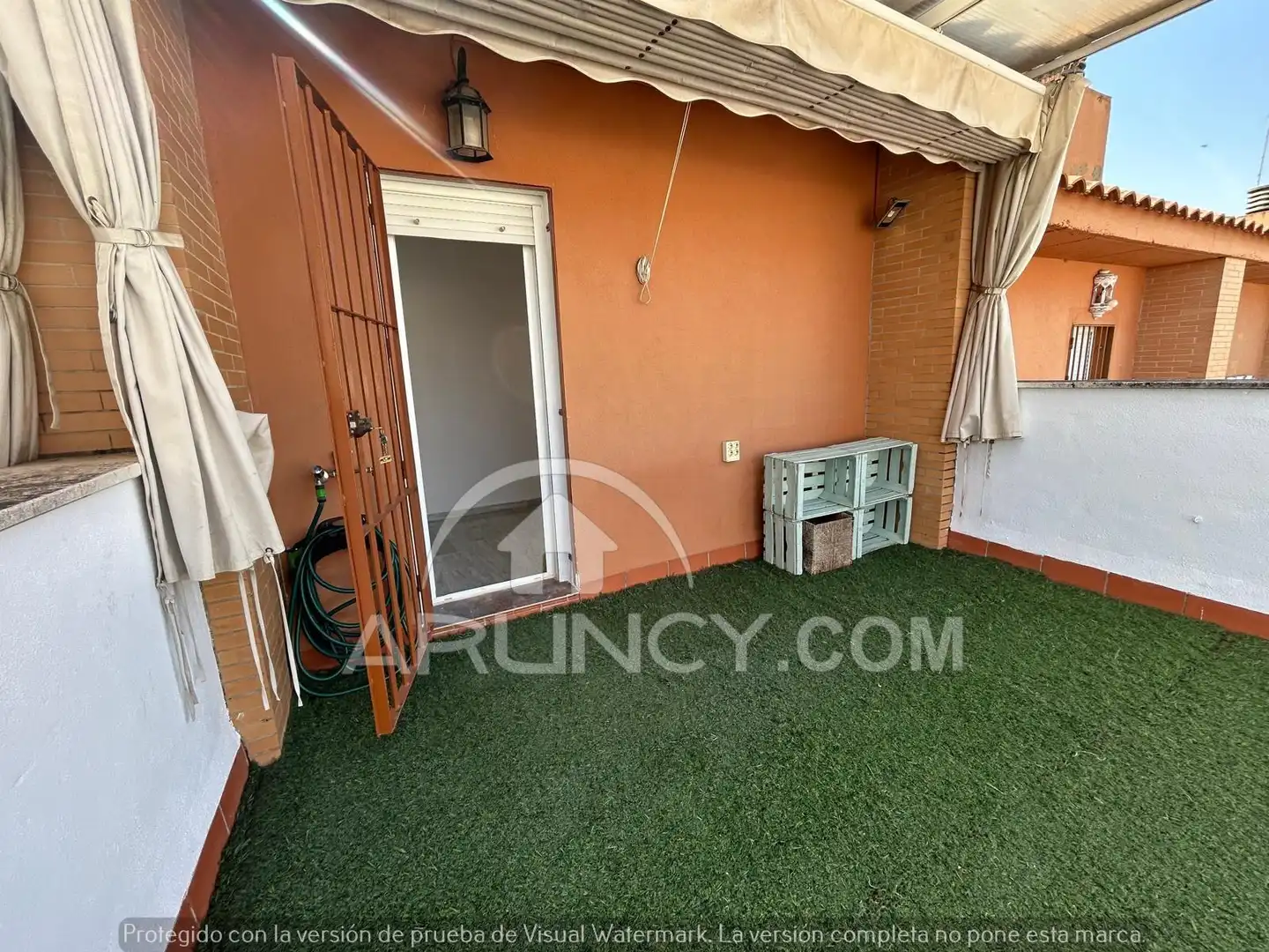 Terraza de Dúplex de alquiler en Alcalá de Guadaira con Aire acondicionado y Terraza