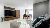 Living room of Flat for sale in Reus  with Heating, Parquet flooring and Furnished