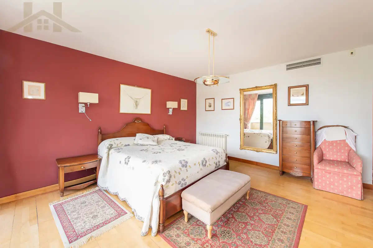 Habitación de Casa o chalet en venta en Tres Cantos con Aire acondicionado, Calefacción y Jardín privado
