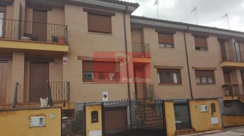 Foto 4 de Casa adosada en venda a Valverde de la Virgen, León
