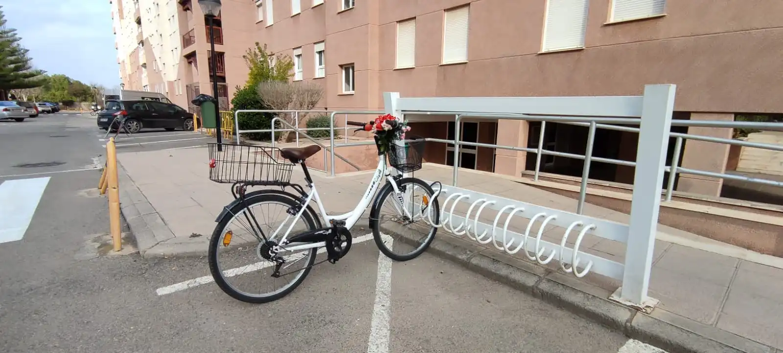 Parking de Apartamento en venta en Canet d'En Berenguer con Terraza, Amueblado y Piscina comunitaria