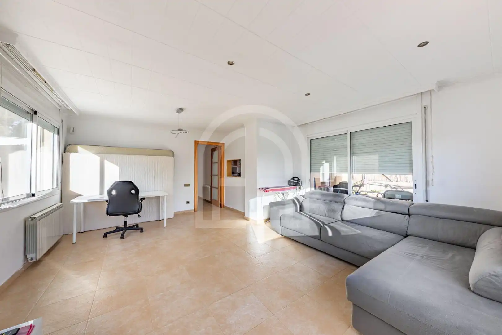 Sala de estar de Casa o chalet en venta en Lliçà d'Amunt con Jardín privado, Terraza y Piscina