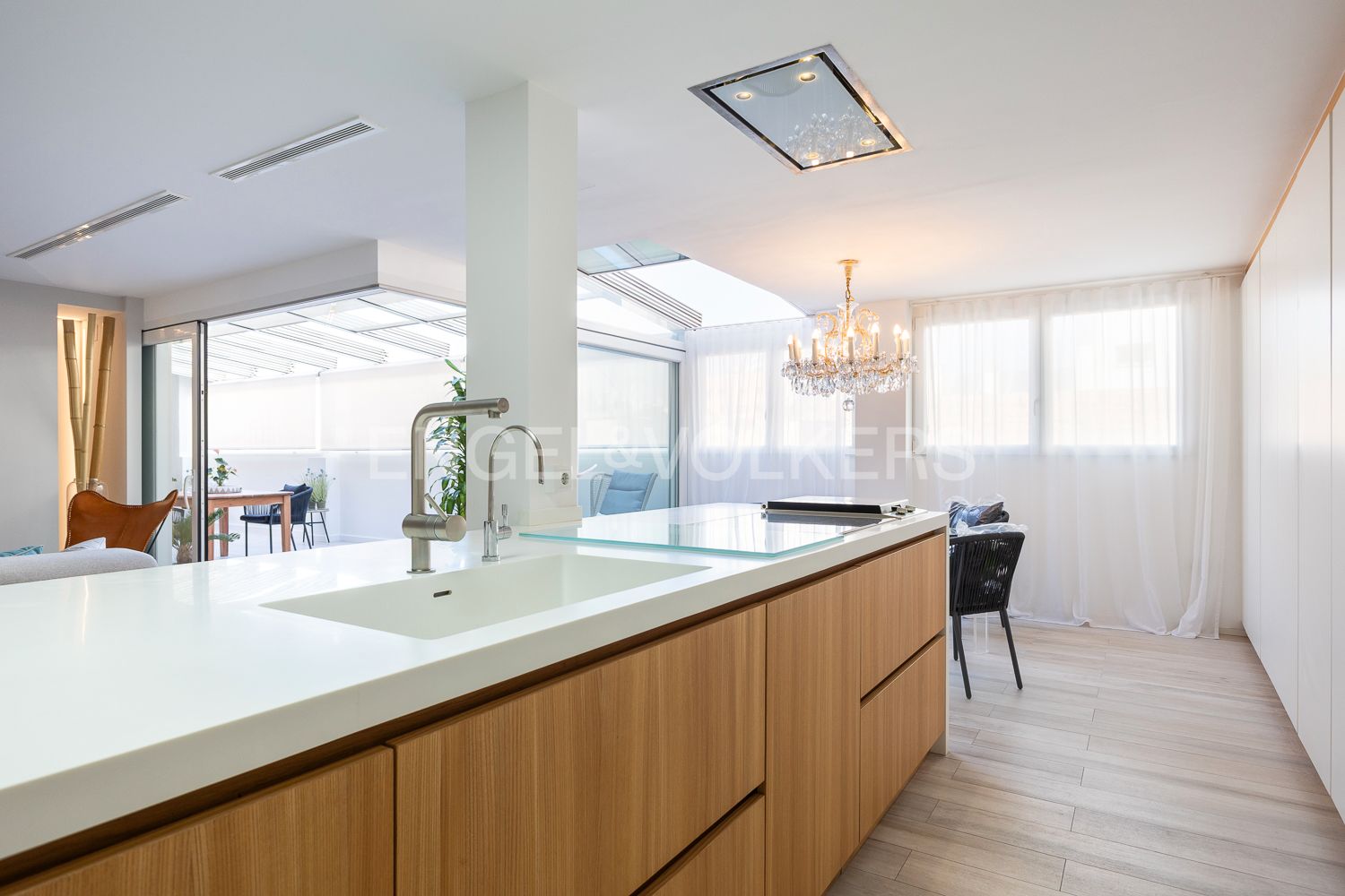 Cuina de Apartament de lloguer en  Valencia Capital amb Aire condicionat, Calefacció i Terrassa