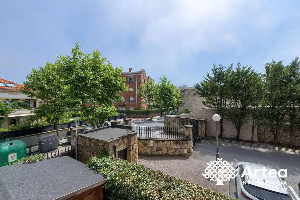 Piso en venta en Atxekolandeta Kalea, Neguri