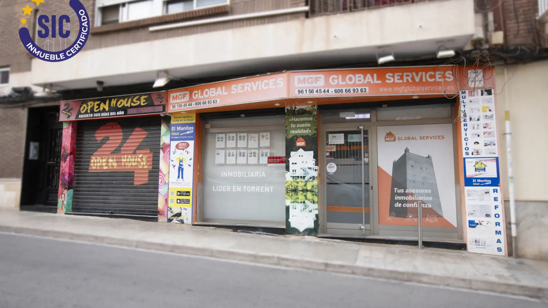 Exterior view of Premises for sale in Torrent