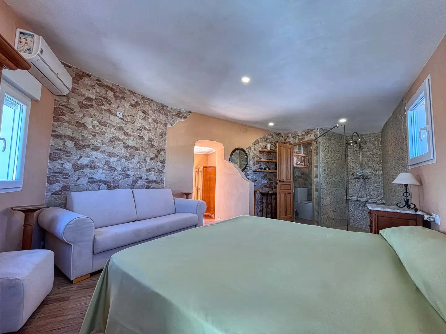Bedroom of Houses for sale in Villena  with Air Conditioner, Terrace and Swimming Pool