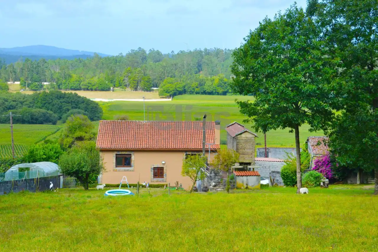 Jardí de Casa o xalet en venda en Zas amb Calefacció, Jardí privat i Traster