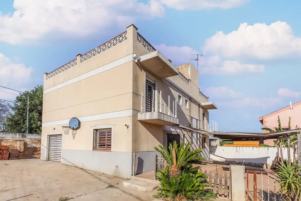Chalet en venta en C/ Francoli - Urb. Manous I -