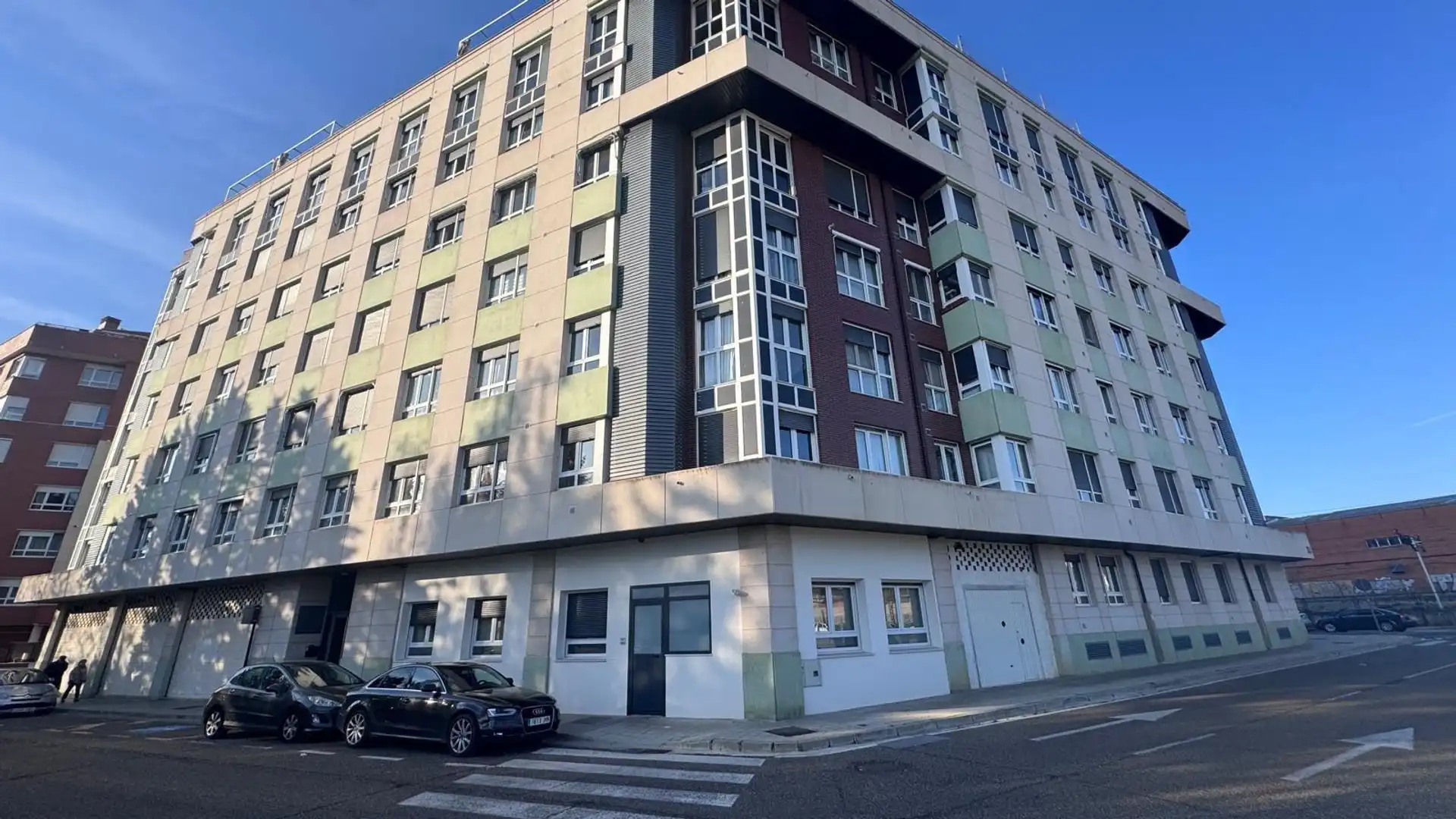 Vista exterior de Piso en venta en Palencia Capital con Calefacción