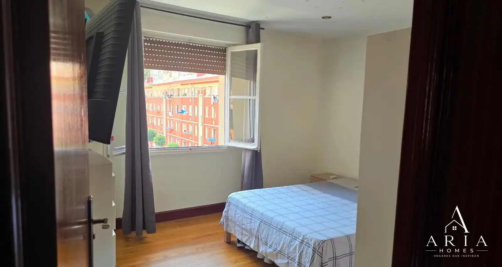 Bedroom of Flat for sale in Bilbao 