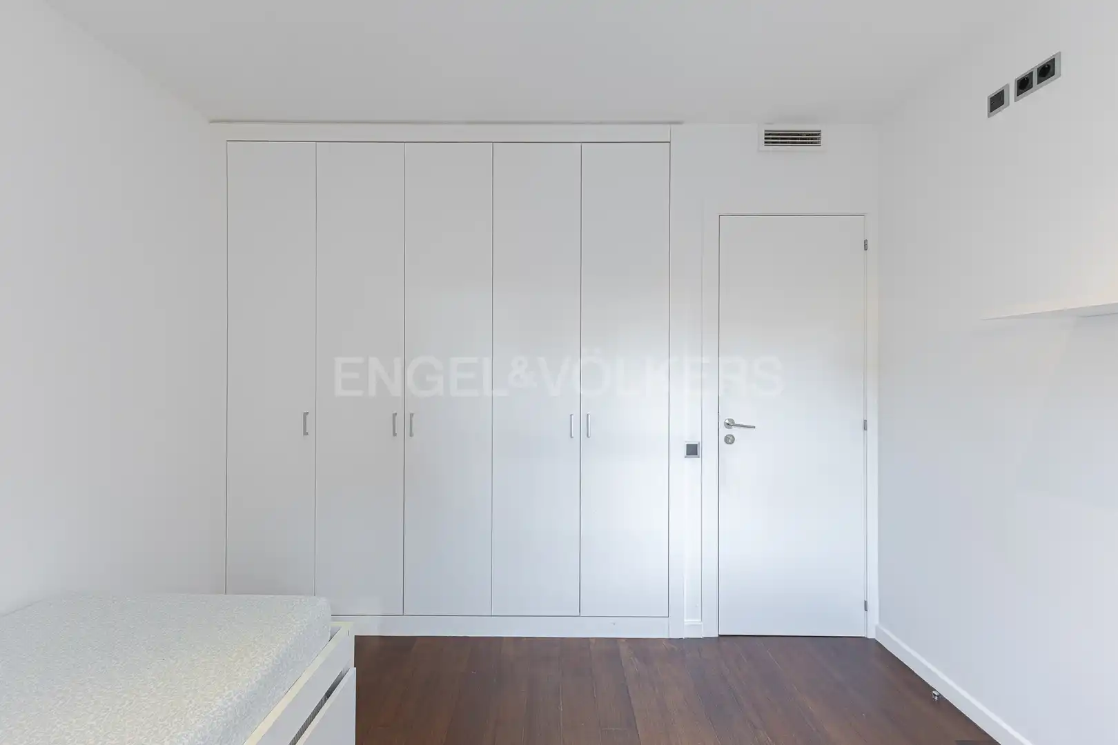 Bedroom of Houses for rent in Barcelona  with Air Conditioner, Heating and Private garden