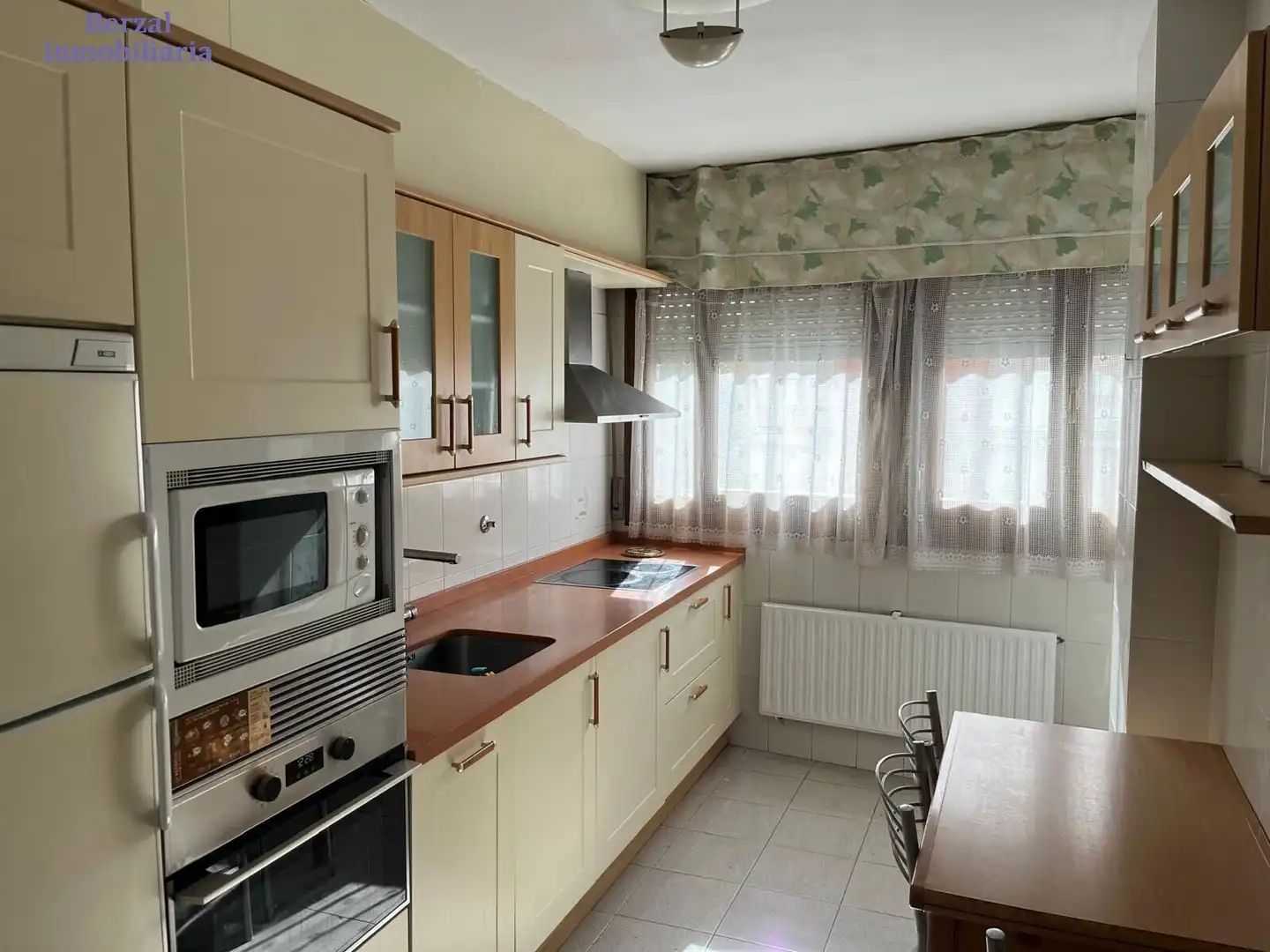Cocina de Piso en venta en  Logroño con Aire acondicionado