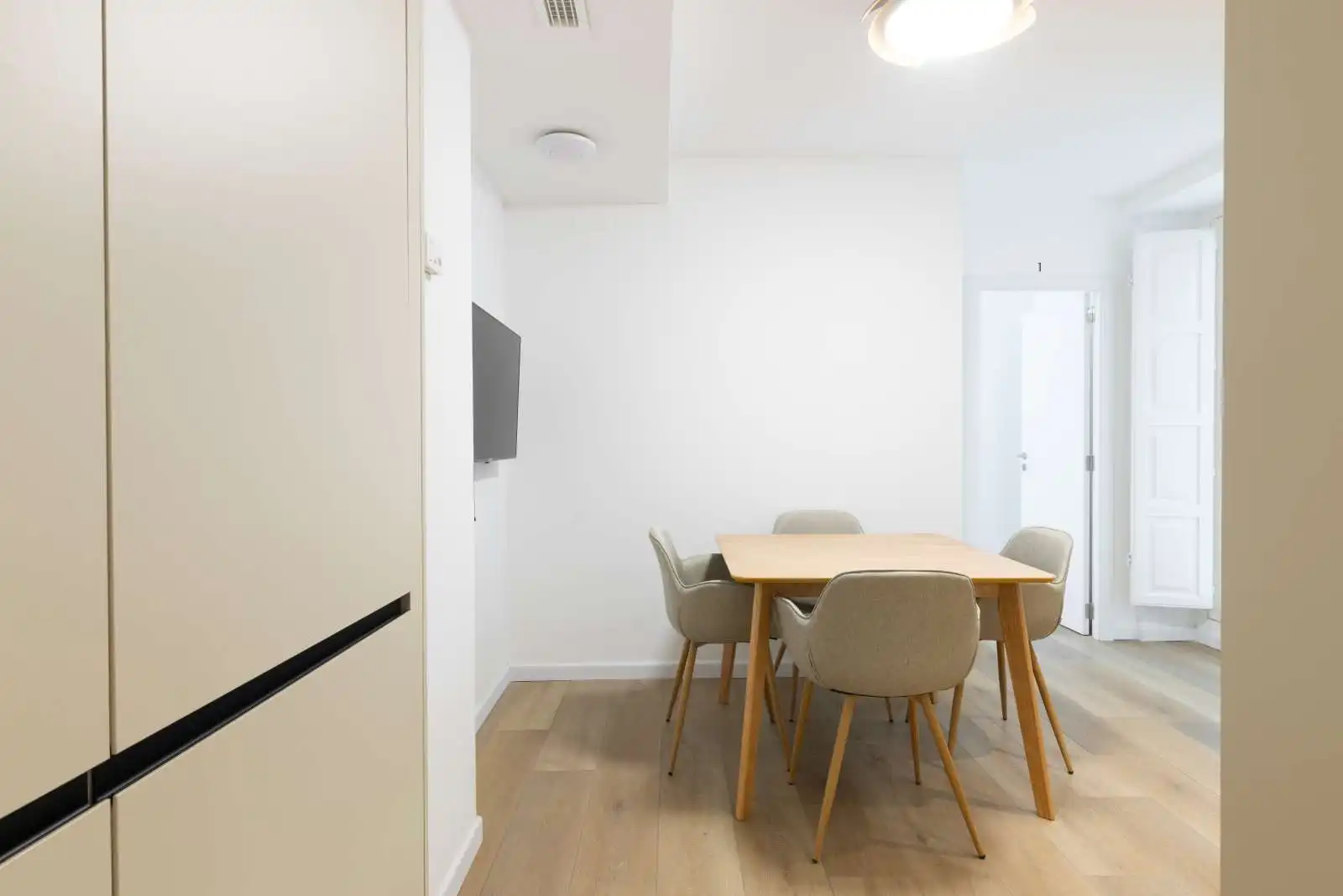 Dining room of Flat for share in Valencia  with Air Conditioner, Heating and Terrace