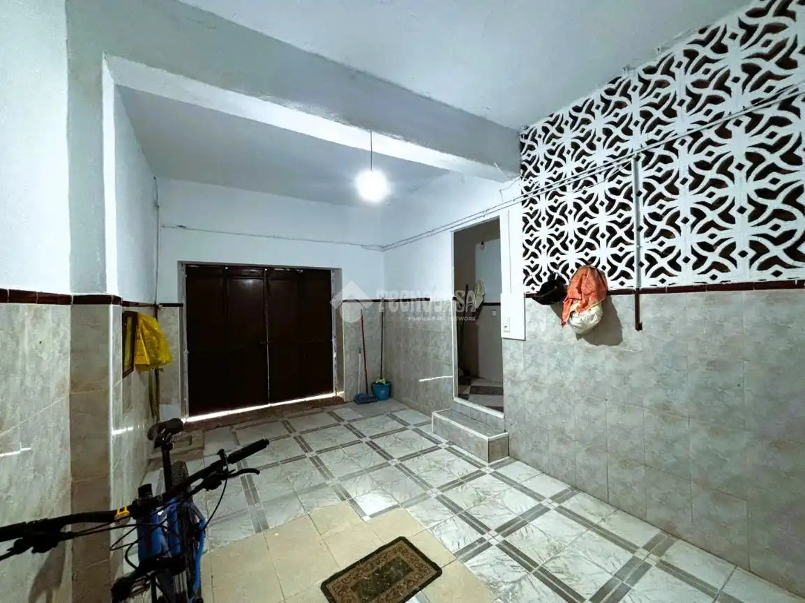 Casa adosada en venta en Pilas
