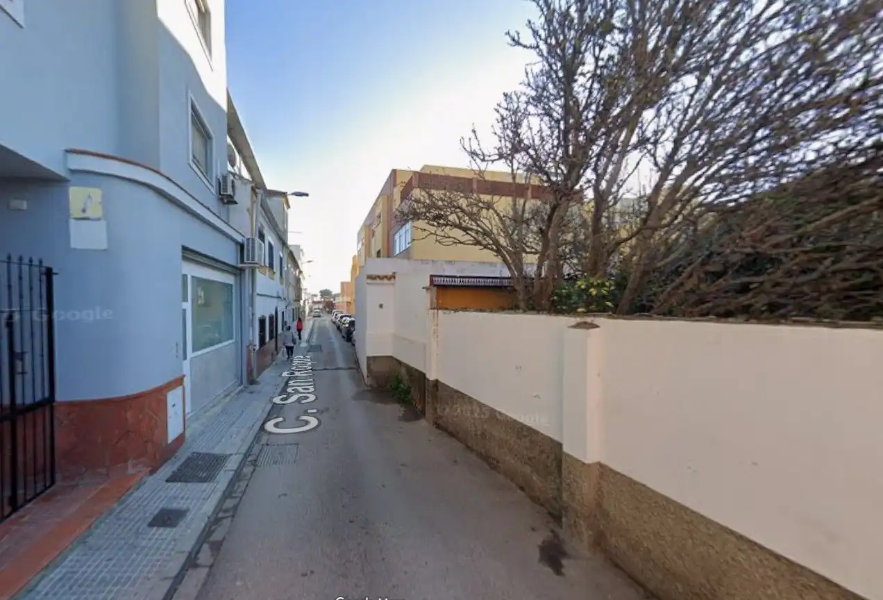 Vista exterior de Piso en venta en La Línea de la Concepción