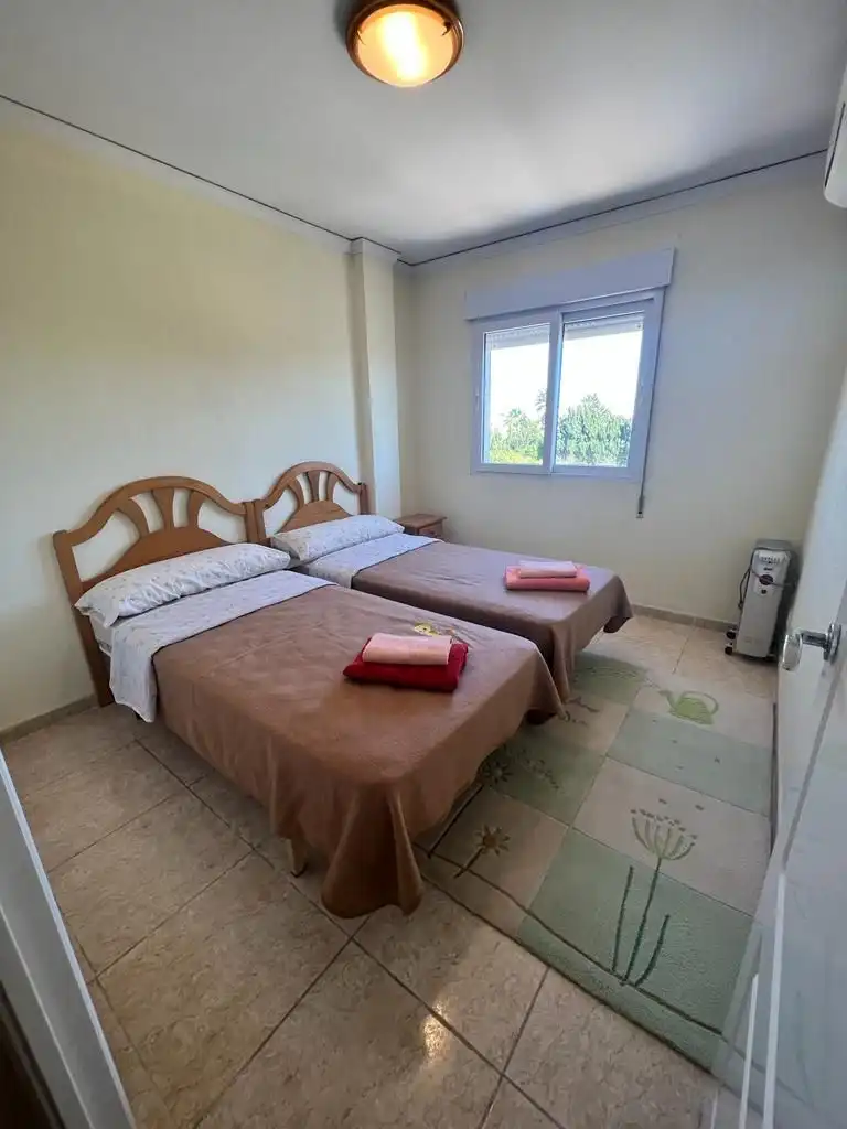 Habitación de Casa adosada de alquiler en Els Poblets con Aire acondicionado, Calefacción y Jardín privado