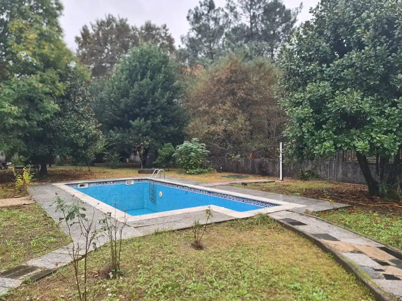 Piscina de Casa o xalet en venda en Mondariz amb Piscina
