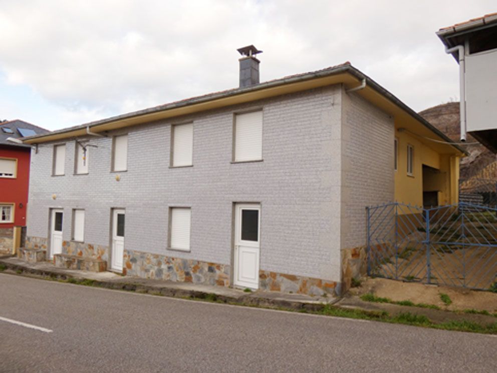Exterior view of House or chalet for sale in Valdés - Luarca  with Storage room