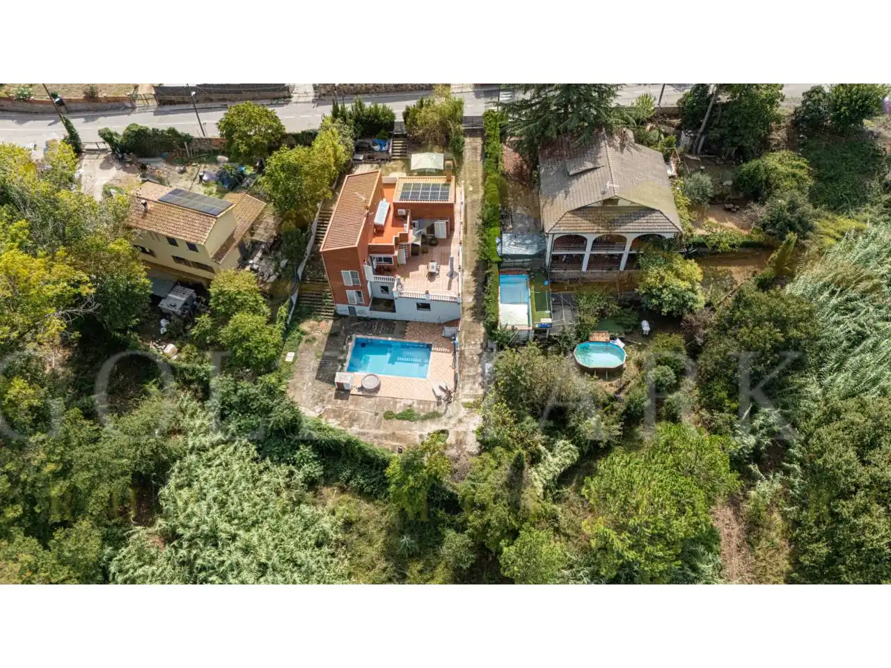 Vista exterior de Casa o xalet en venda en Corbera de Llobregat amb Aire condicionat, Calefacció i Jardí privat