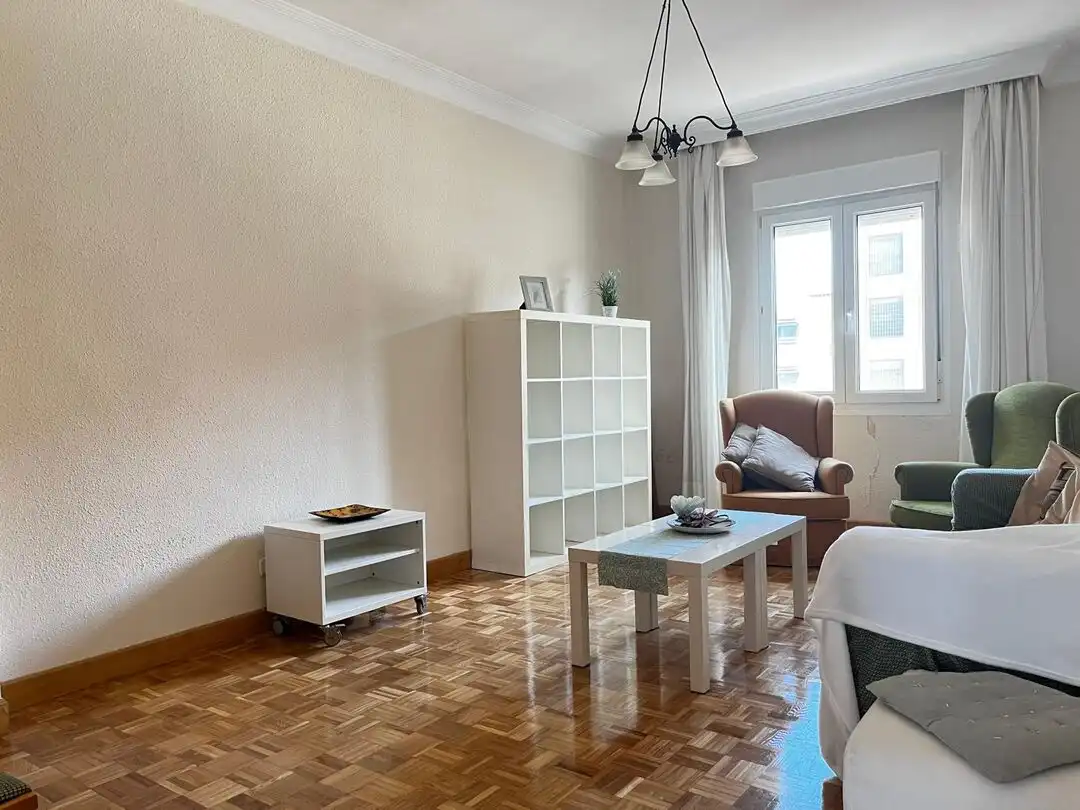 Sala de estar de Piso en venta en  Pamplona / Iruña con Calefacción