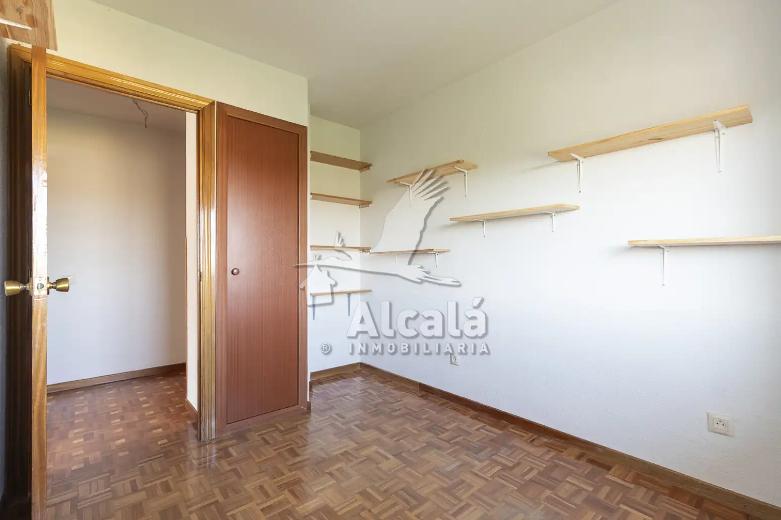 Habitación de Piso en venta en Alcalá de Henares con Calefacción, Parquet y Terraza