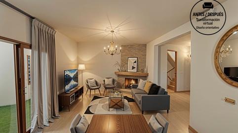 Foto 2 de Casa adosada en venta en Heliópolis, Benicasim / Benicàssim