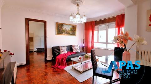 Foto 2 de Pis en venda a Calle Casimiro Sainz, Inmobiliaria - Barreda, Cantabria