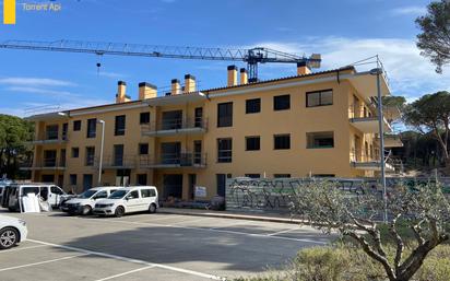 Vista exterior de Pis en venda en Pals amb Aire condicionat, Terrassa i Piscina