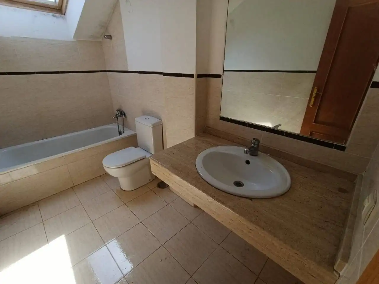 Piso en venta en Plaza Palacio, Villa del Prado
