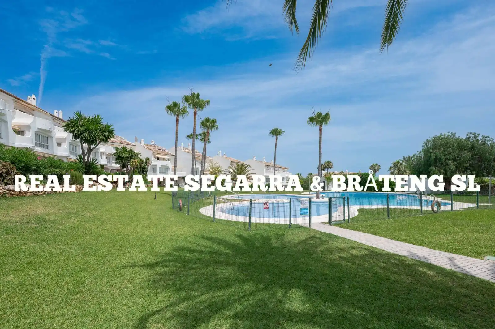 Vista exterior de Planta baja en venta en Mijas con Aire acondicionado, Terraza y Amueblado