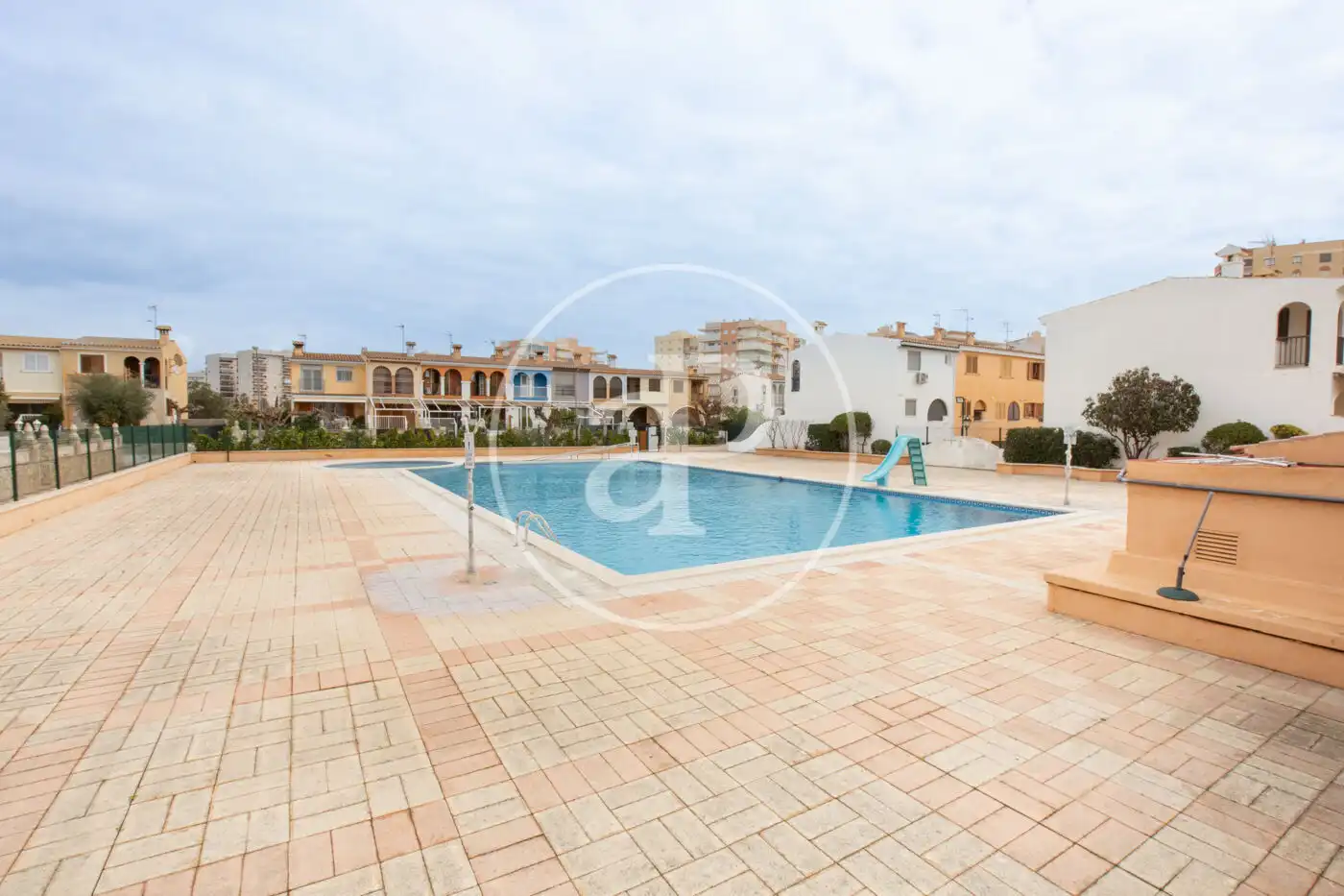 Piscina de Casa adosada en venta en Benicasim / Benicàssim con Aire acondicionado, Calefacción y Jardín privado