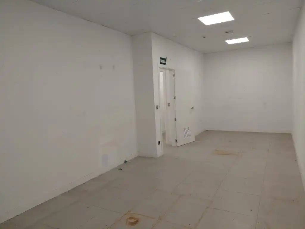 Local comercial en venda a Avenida Carolina Coronado, imagen 7