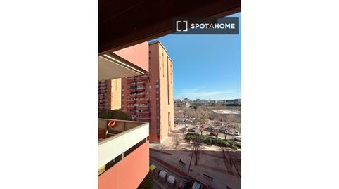 Foto 3 von Zimmer in Can Jofresa, Terrassa