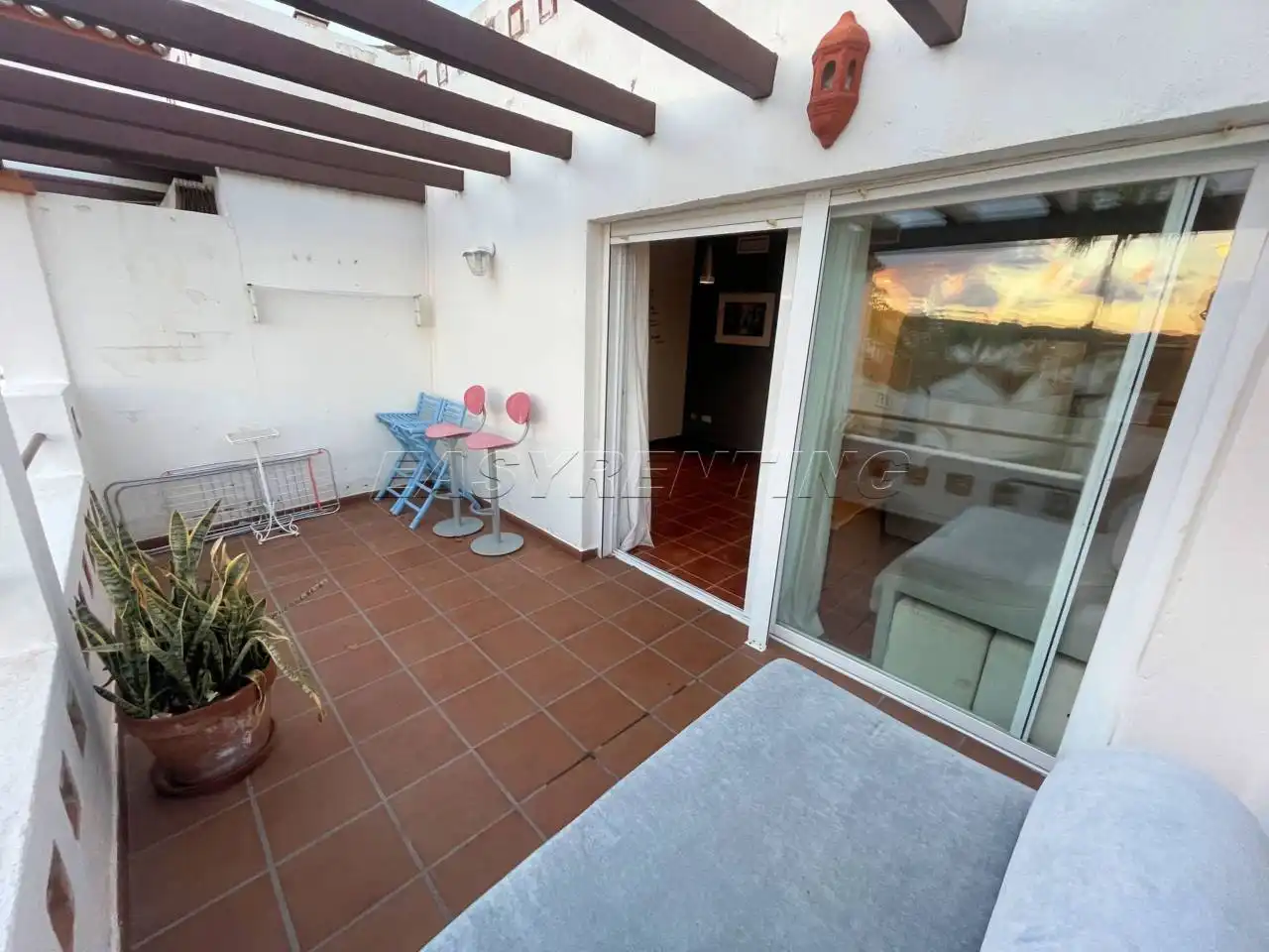 Terrassa de Apartament de lloguer en La Alcaidesa amb Terrassa, Moblat i Piscina comunitària