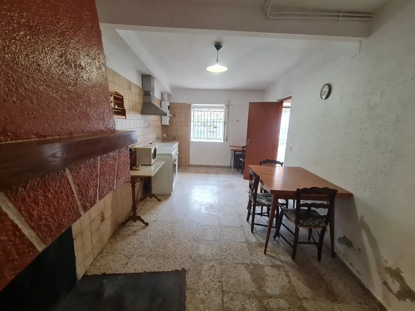 Cuina de Casa o xalet en venda en Navacarros amb Terrassa i Balcó