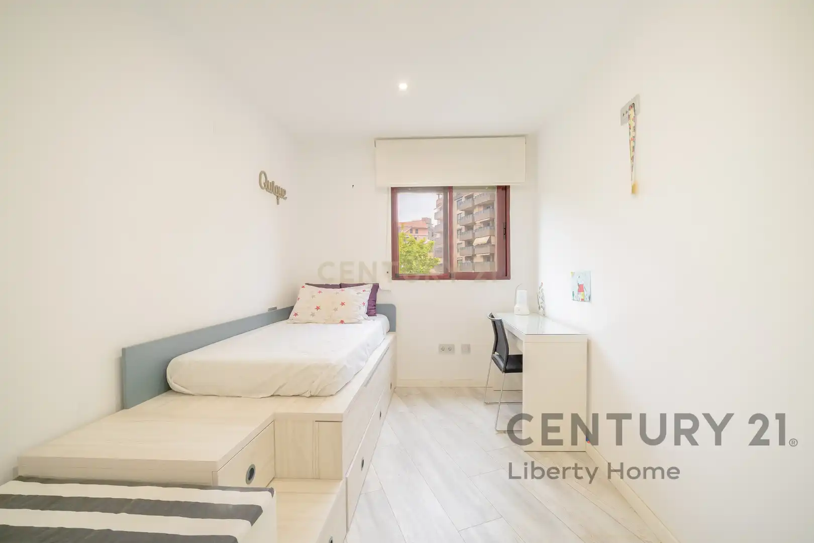 Bedroom of Apartments for rent in Valencia  with Air Conditioner, Private garden and Oven