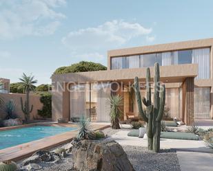 Vista exterior de Casa o xalet en venda en Godella amb Aire condicionat, Calefacció i Jardí privat