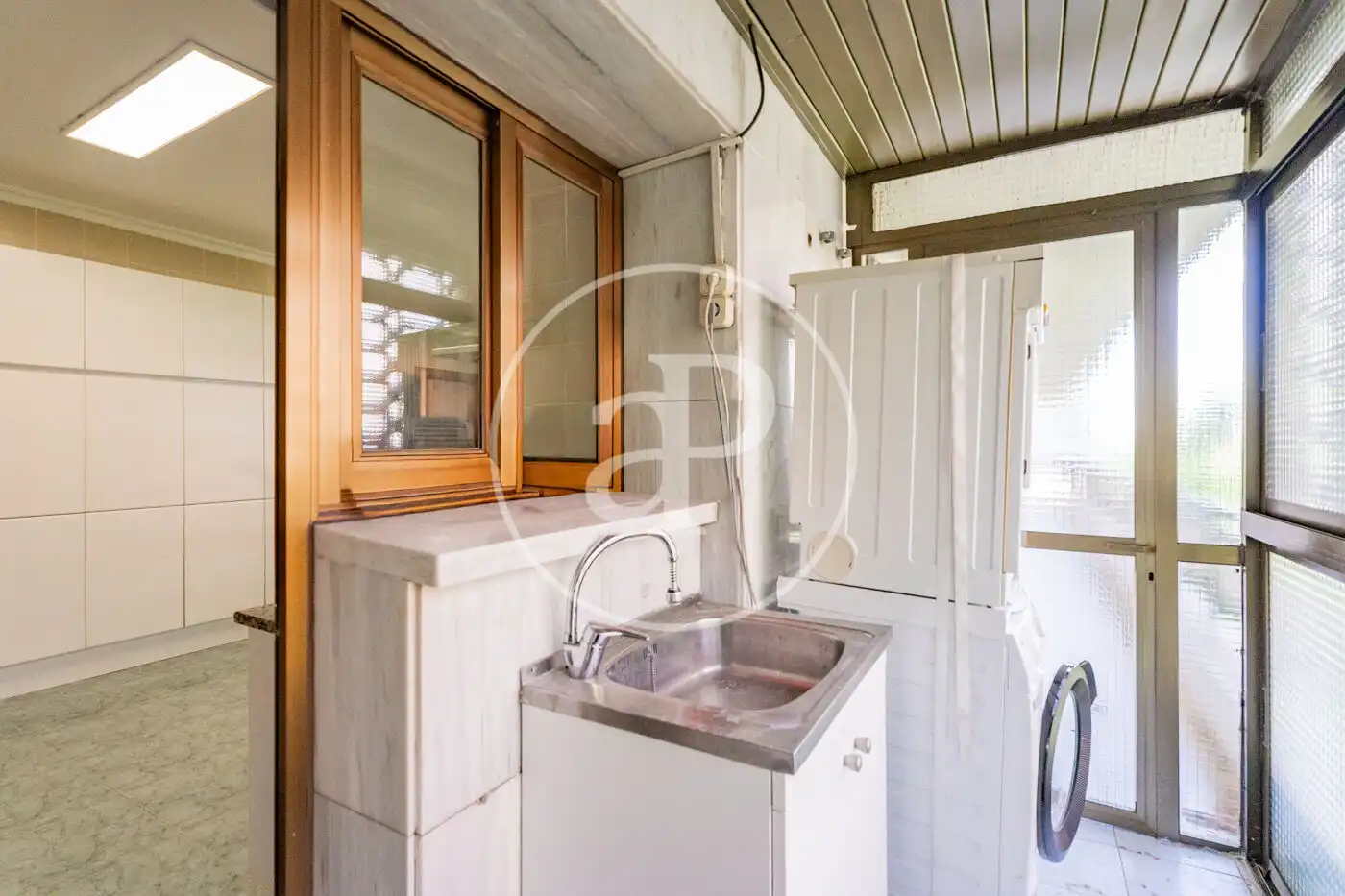 Cocina de Piso de alquiler en Madrid con Aire acondicionado, Calefacción y Jardín privado