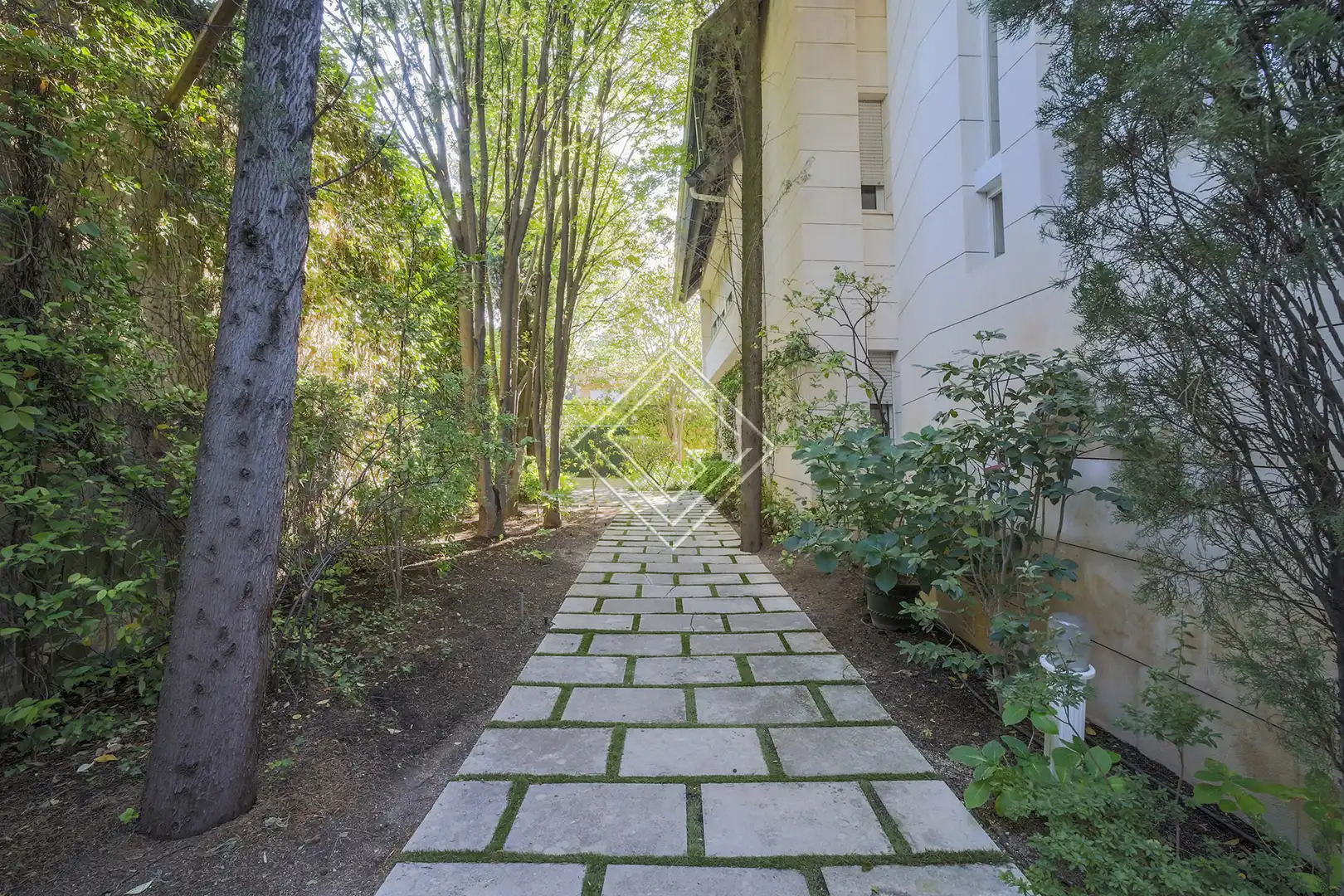 Jardín de Casa o chalet en venta en Madrid con Aire acondicionado, Calefacción y Jardín privado