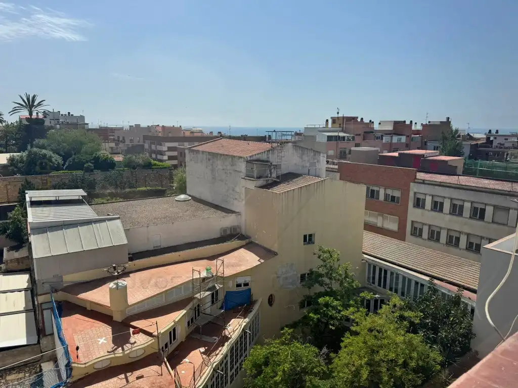 Vista exterior de Pis en venda en Tarragona amb Aire condicionat i Forn