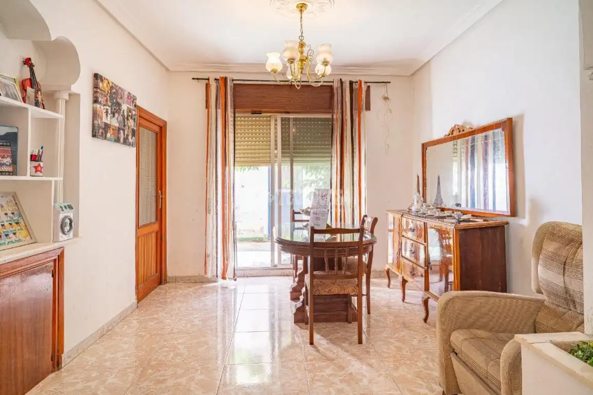 Casa bifamiliare in vendita a Sabiote, imagen 2