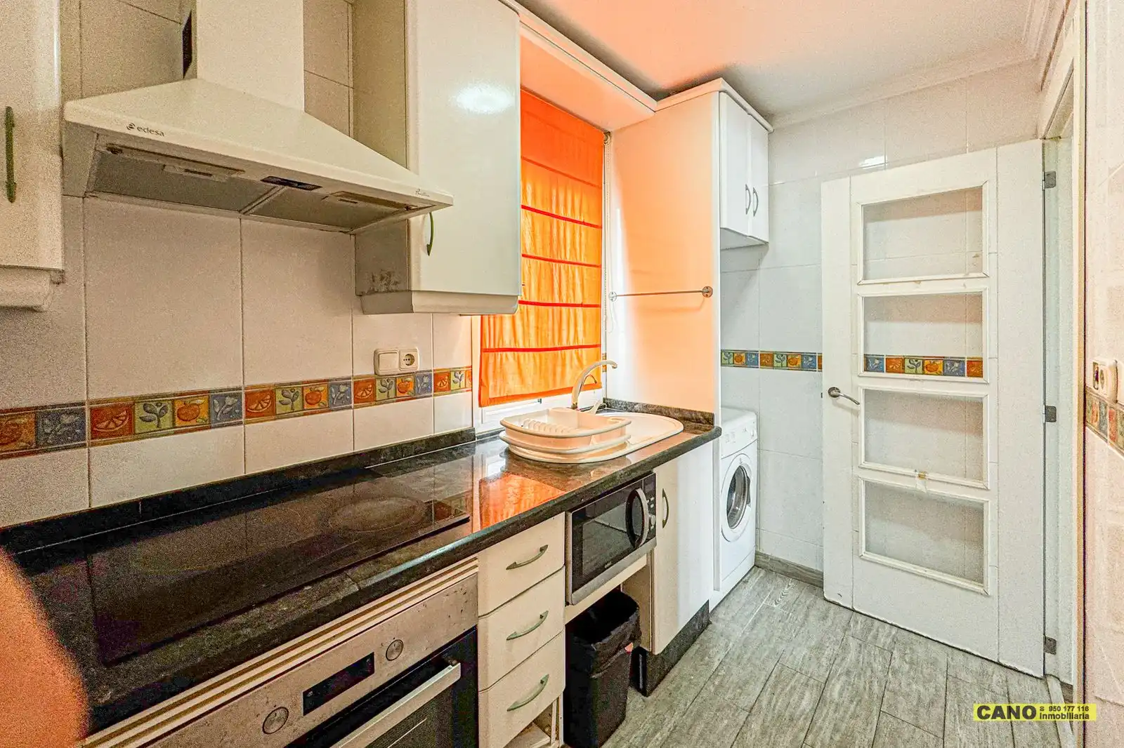 Cocina de Piso en venta en Los Molinos - Villa Blanca