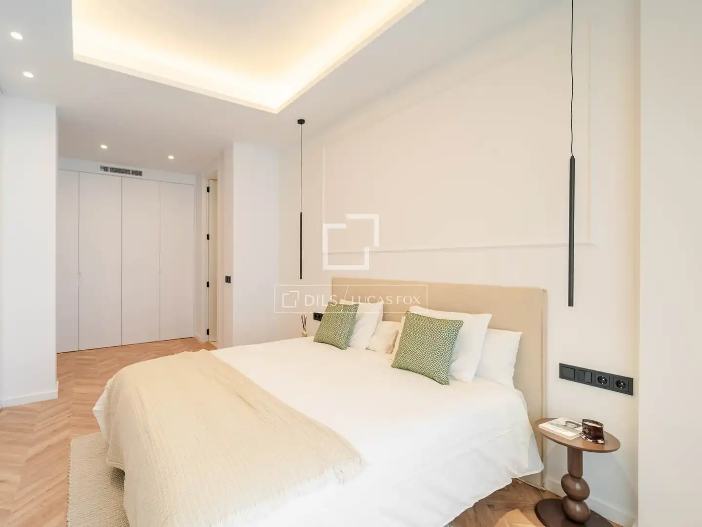 Bedroom of Flat for sale in L'Eixample