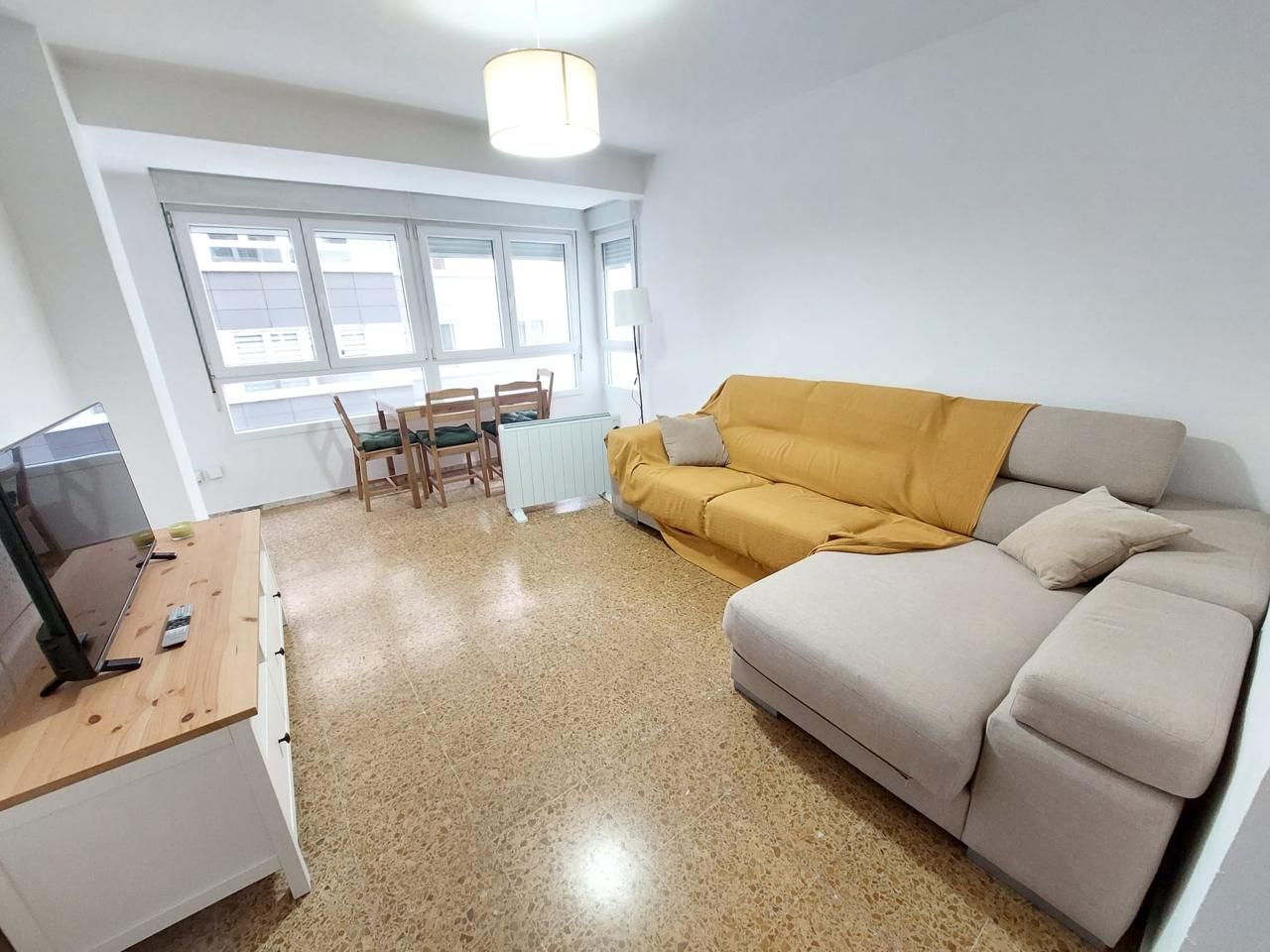 Living room of Flat to rent in Gijón   with Heating and Furnished