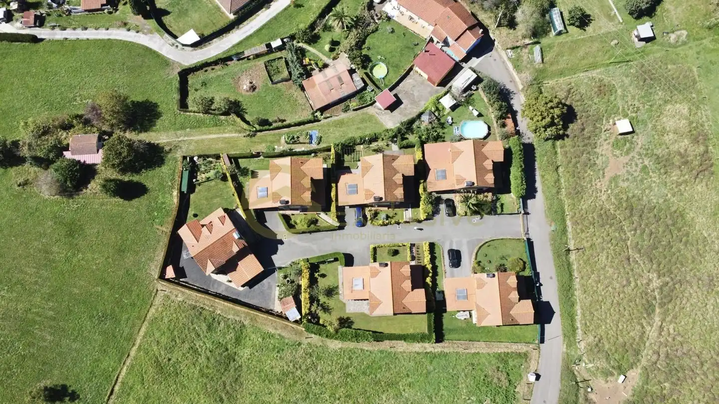 Casa amb jardí en venda a Camín de las Eras 7, imagen 3